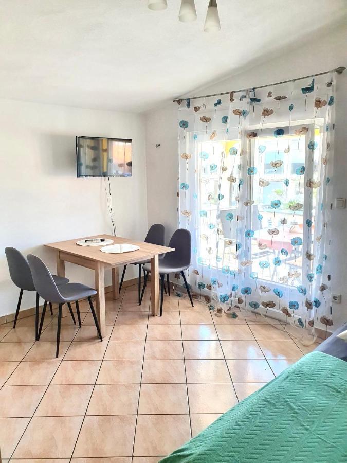 Apartments Buba Vir Eksteriør bilde
