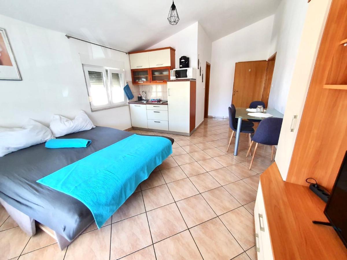Apartments Buba Vir Eksteriør bilde